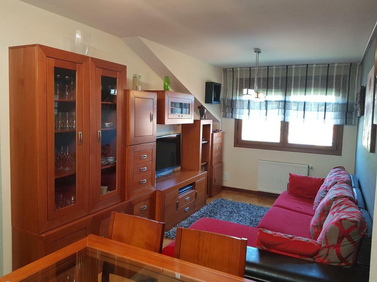 וילאביצ'יוסה Apartamentos Ria De Villaviciosa מראה חיצוני תמונה