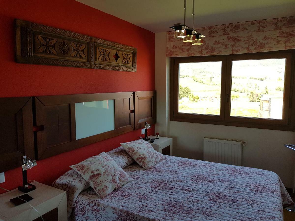 וילאביצ'יוסה Apartamentos Ria De Villaviciosa מראה חיצוני תמונה